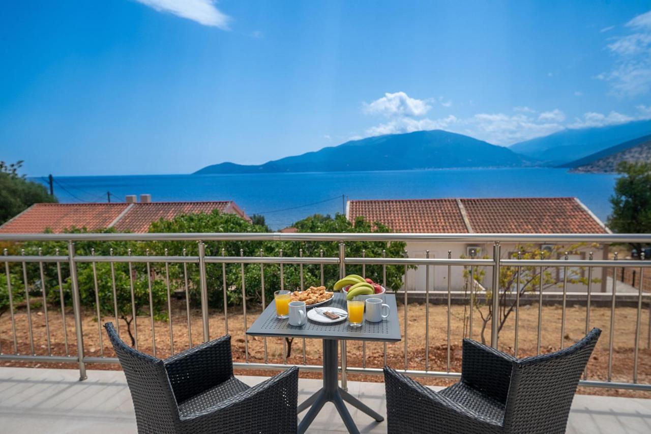 Maritina'S Apartments Amazing Sea View Agia Efimia Buitenkant foto